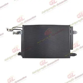 Condensador Volkswagen Jetta 2007 Até 2009 / Golf 2012> Fluxo Paralelo OEM: 1K0820411Q