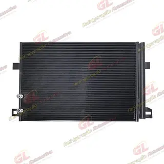 Condensador Volkswagen Amarok Fluxo Paralelo OEM: 2H0820411A